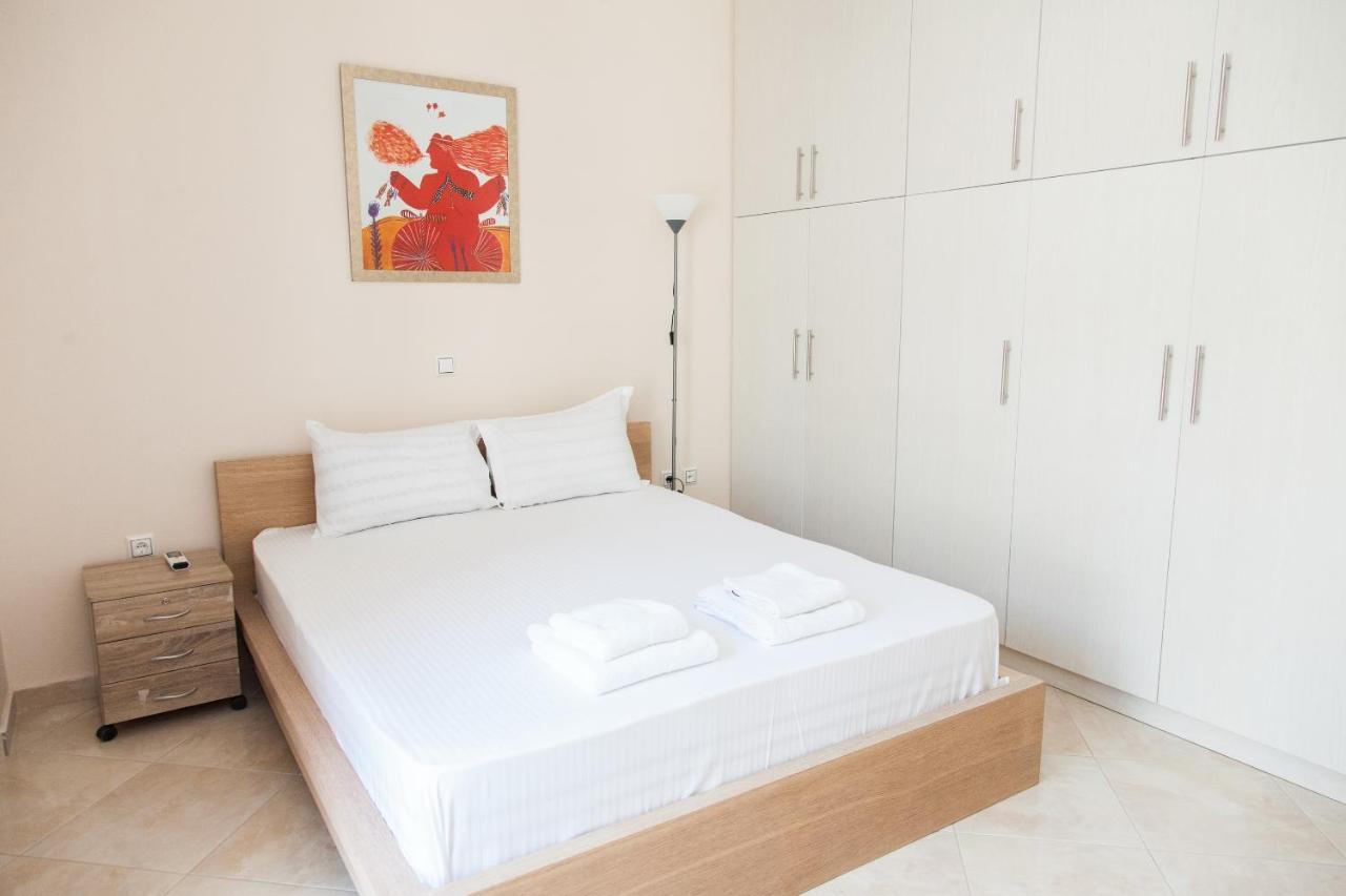 Great Apartment In 피레아스 외부 사진