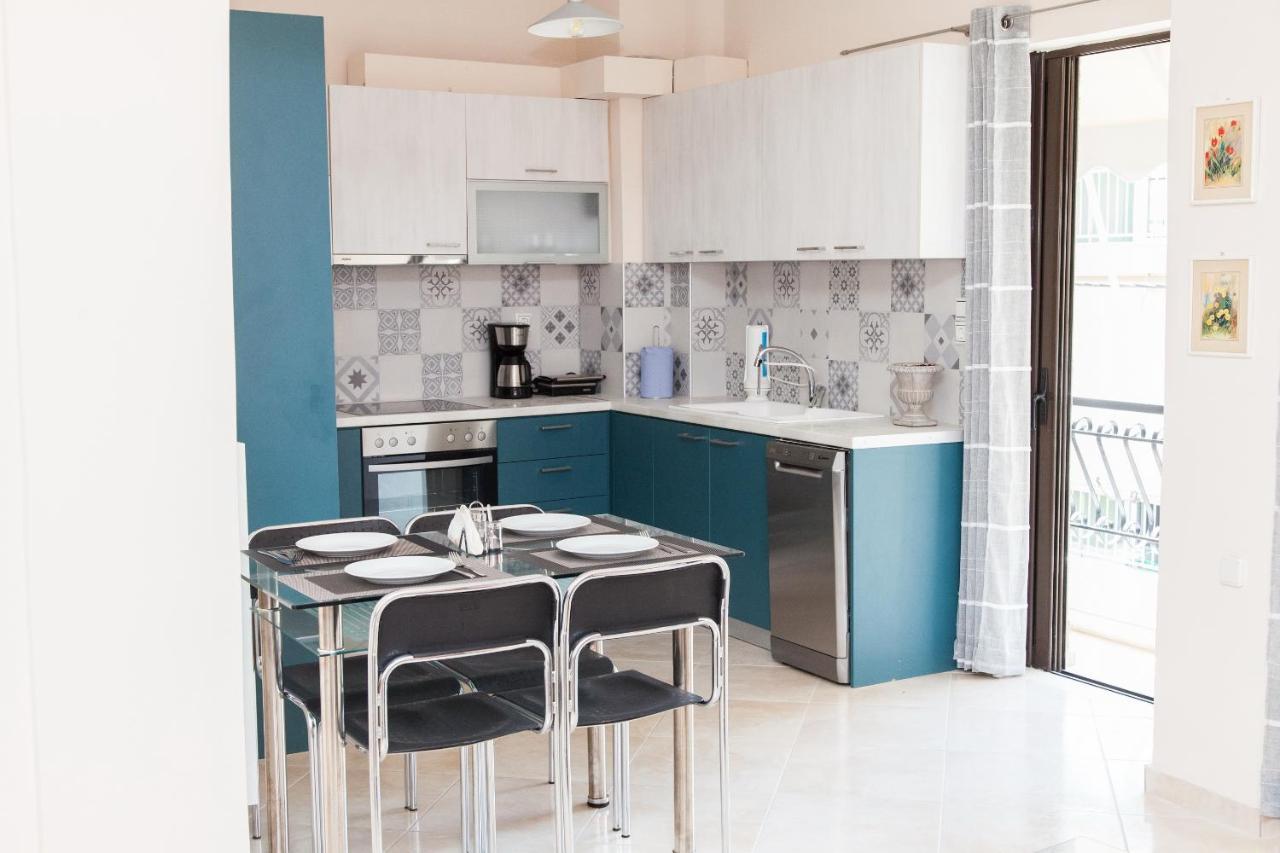 Great Apartment In 피레아스 외부 사진