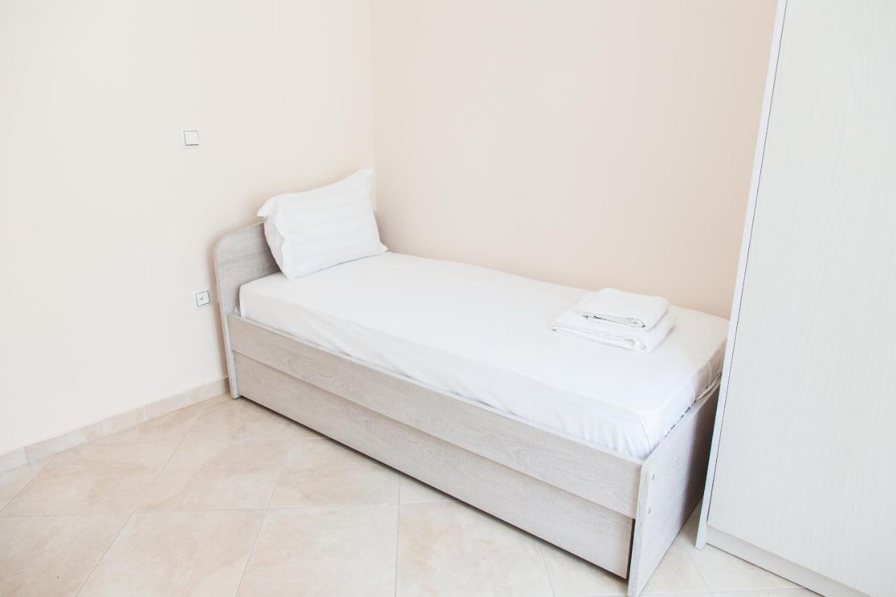 Great Apartment In 피레아스 외부 사진